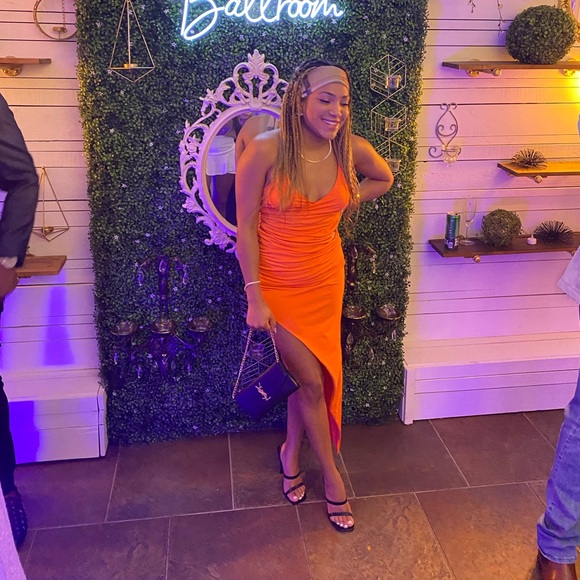 Personal Luxury Assistant - Picture 11 of 12